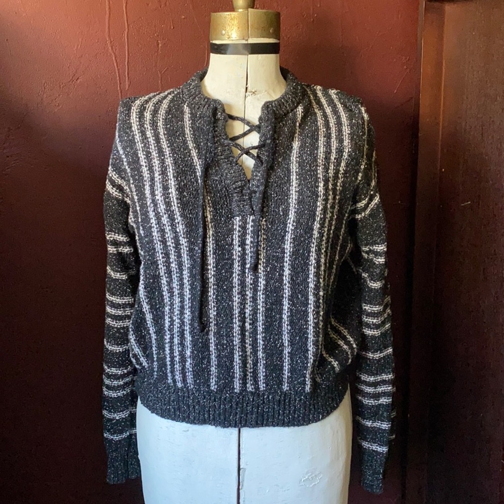 Billabong sweater